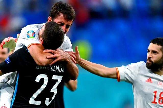 西班牙激战意大利，晋级决赛