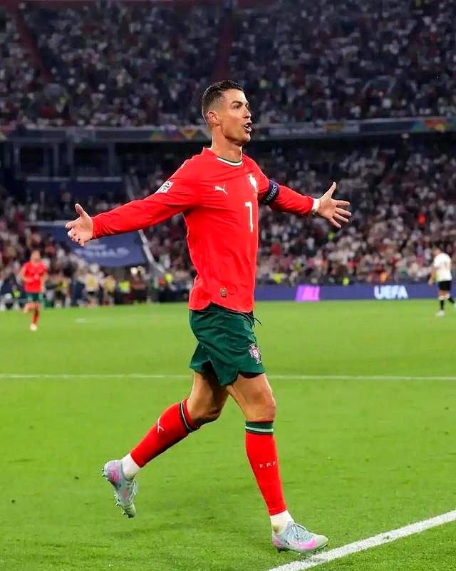 德国主场取胜，实现逆转晋级的简单介绍