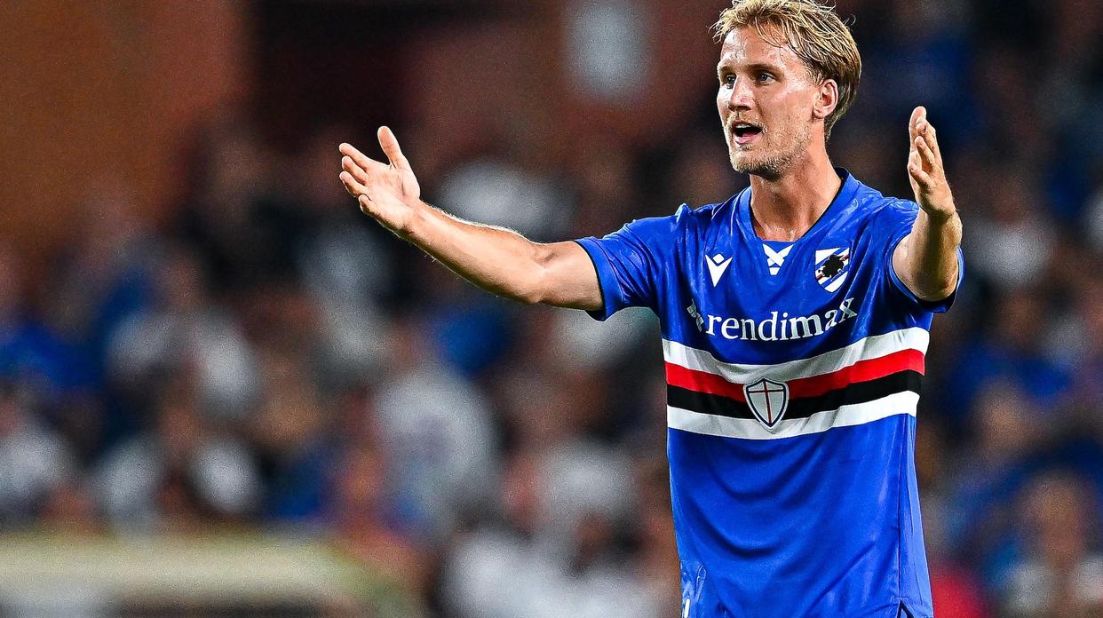 曼联助教表态：球队目标是夺得英格兰足球联赛冠军的简单介绍