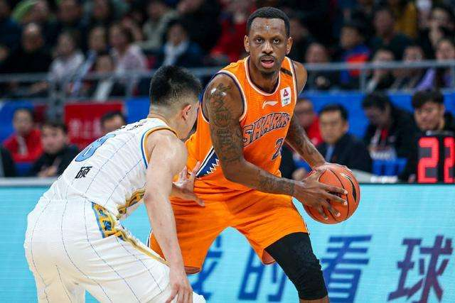 墨西哥男篮碾压中国男篮，麦科勒姆制霸全场