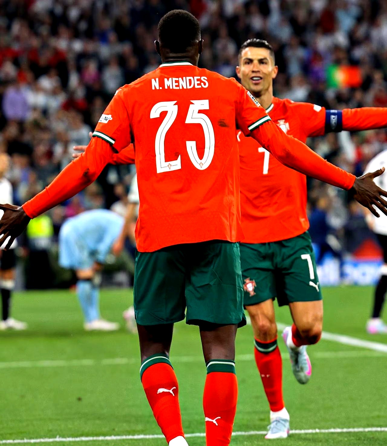 欧洲顶级联赛名将轮番进球，挑战射手榜领跑者的简单介绍