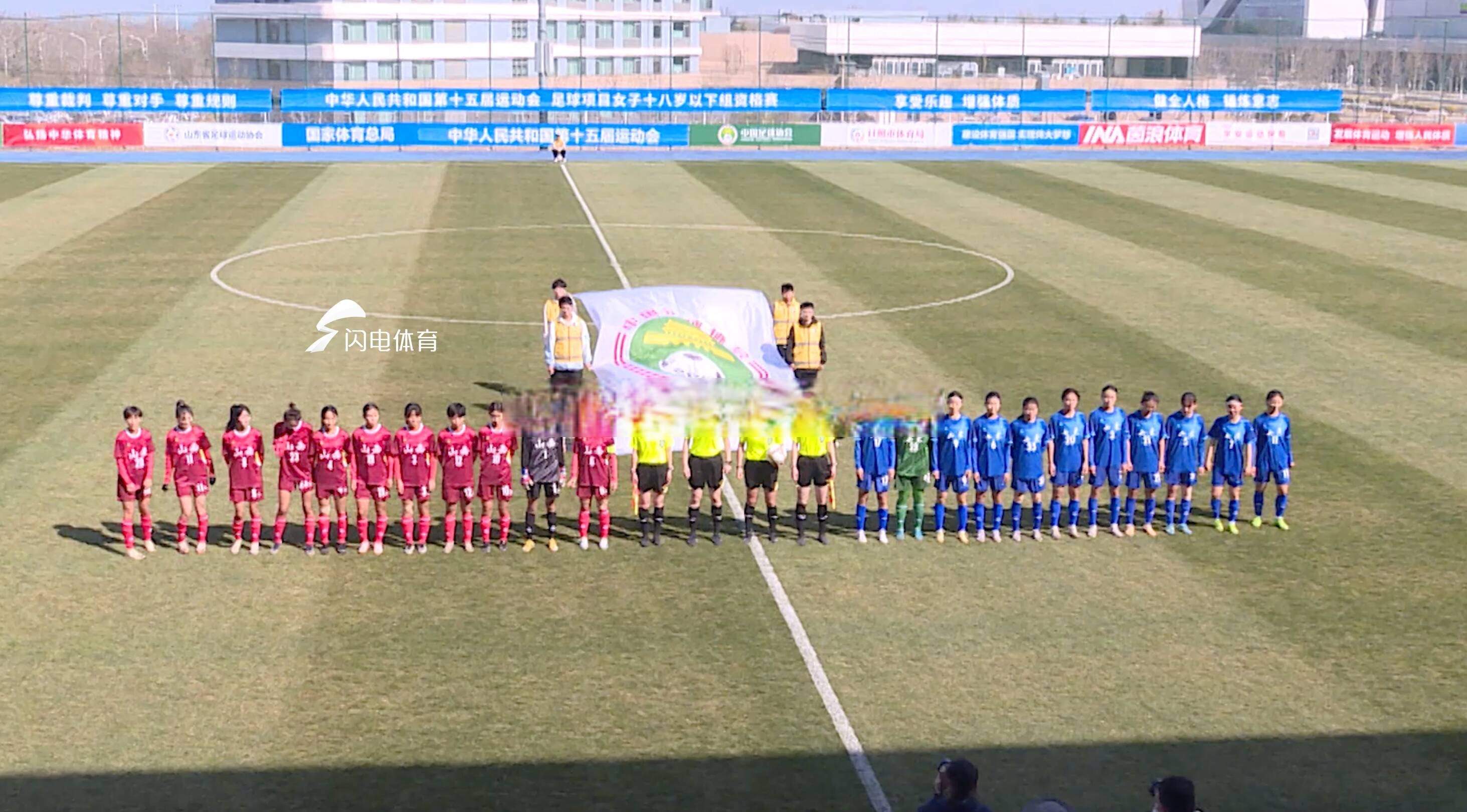 包含主力球员发挥出色，助队晋级淘汰赛大门的词条