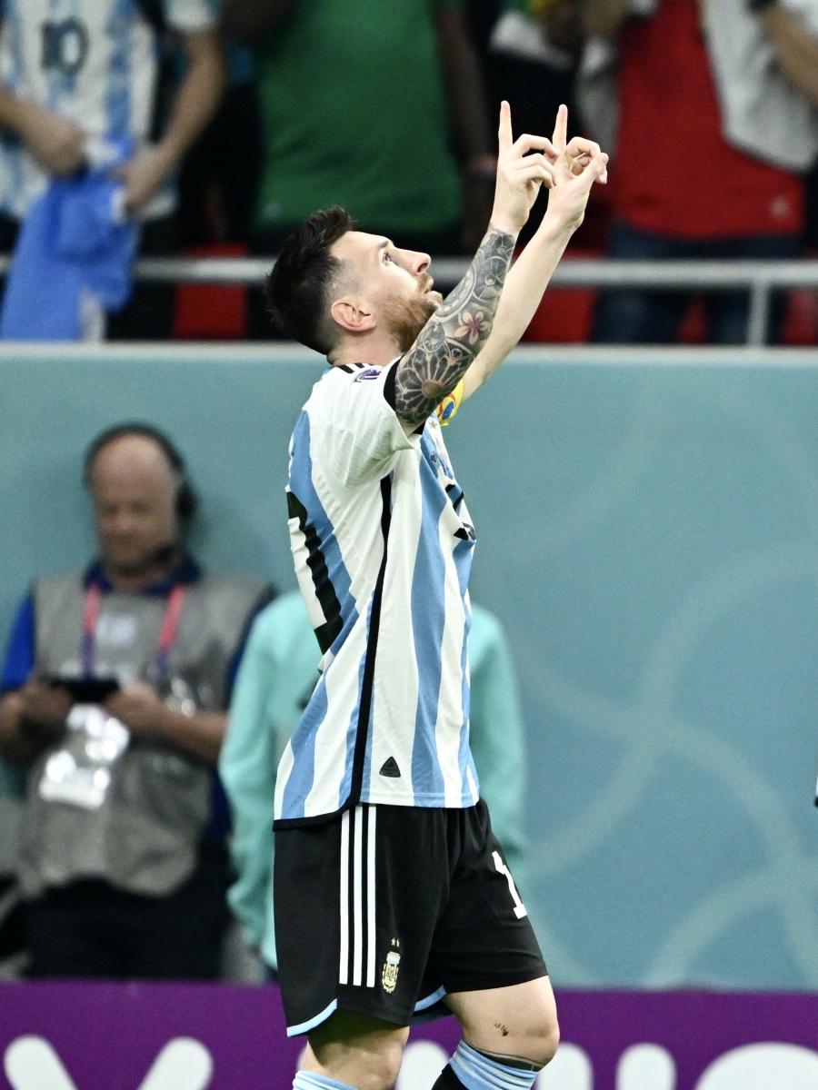 德国轻取AC米兰，伊布点燃赛场