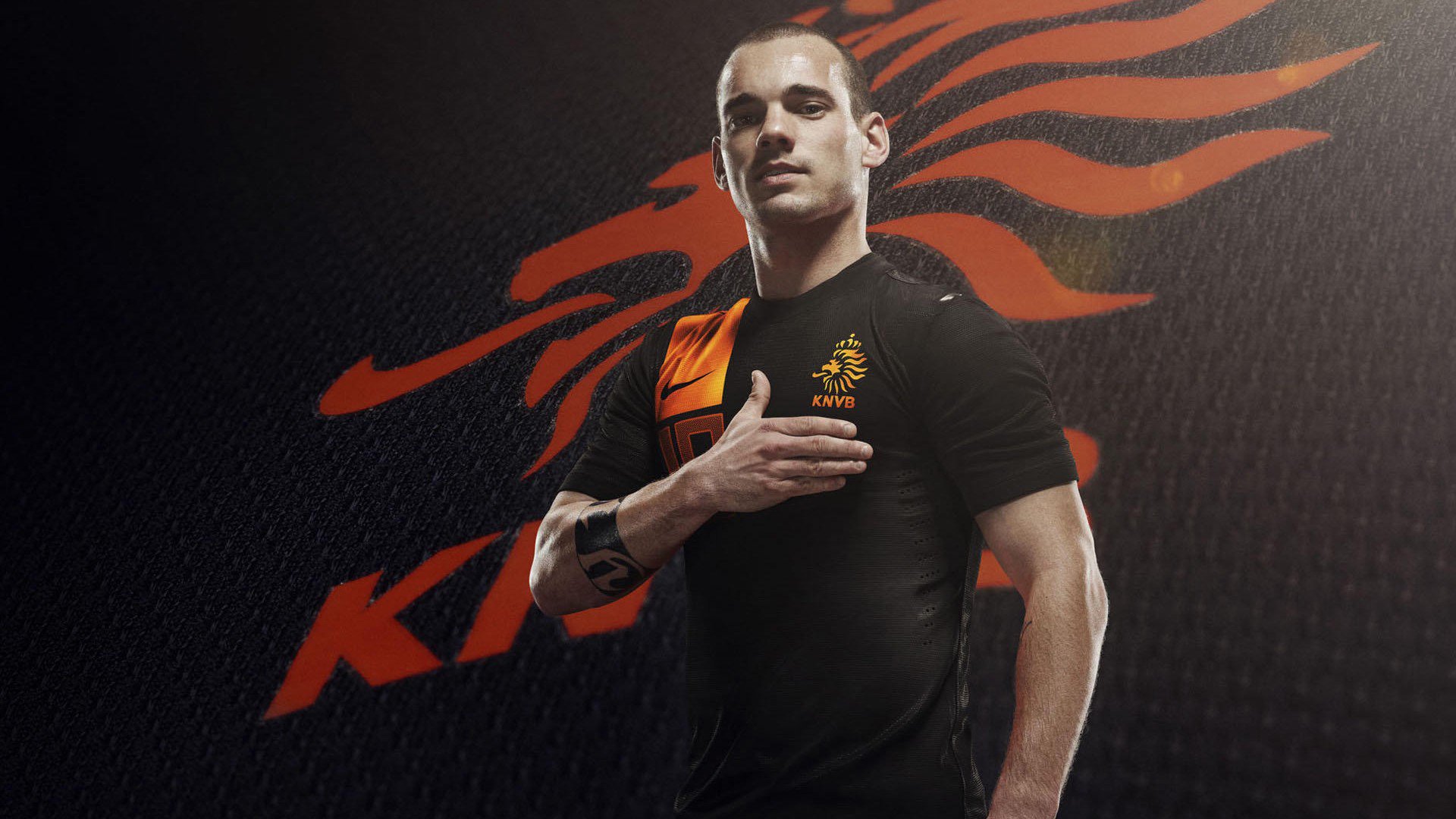 德甲争冠战之夜,苏亚雷斯展现巨星价值,一记绝杀改写联赛格局